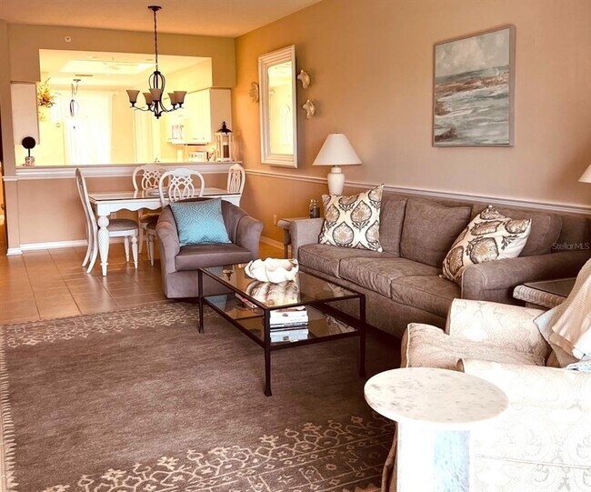 Building Photo - 9641 Castle Point Dr