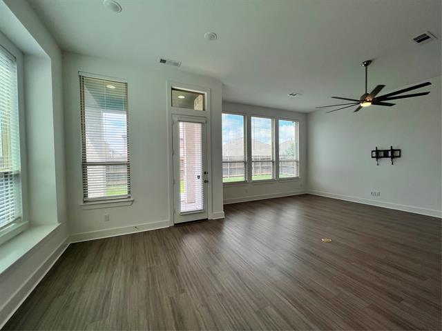 Building Photo - 1817 Lockhart Dr