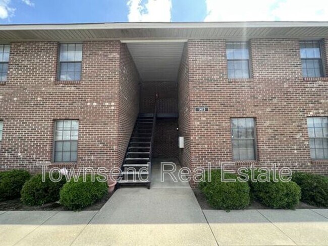 Building Photo - 1429B Ireland Dr