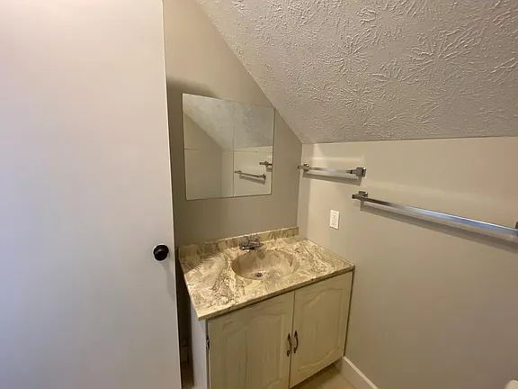 Building Photo - Prime USM Campus Location – Modern 2BR Above Offices | Walk to Downtown & Deering Oaks