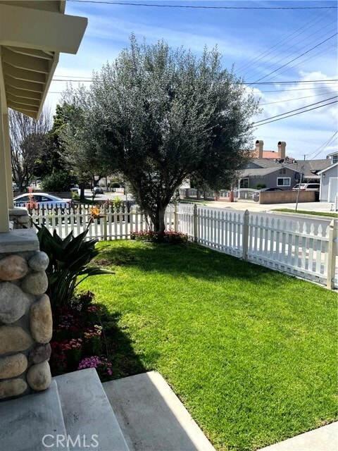 Building Photo - 24636 Cypress St