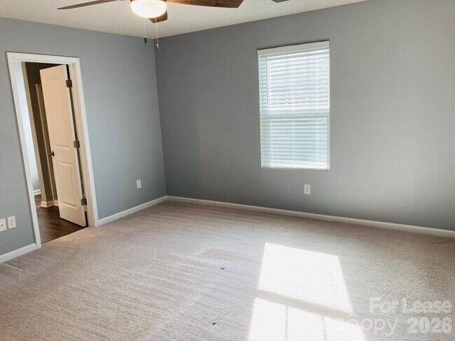 Building Photo - 3242 Treyson Dr