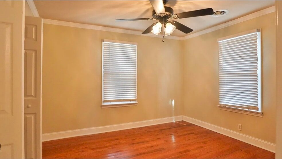 Building Photo - 1352 King Mill Pike