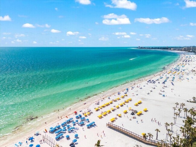 Building Photo - 6708 Sarasea Cir