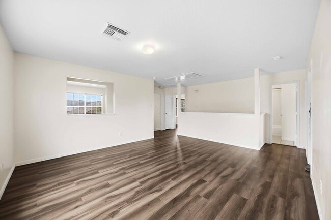 Building Photo - 14015 Crossvale Ln