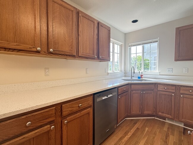 Building Photo - 4875 S Ridgeside Cir