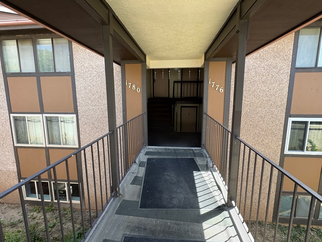 Building Photo - 1780 E 5625 S