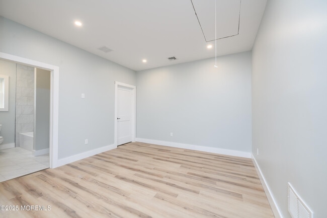 Building Photo - 18 Georgia Ave