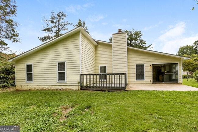 Building Photo - 6270 Beethoven Cir