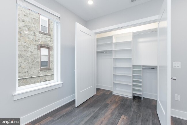 Building Photo - 45 W Haines St