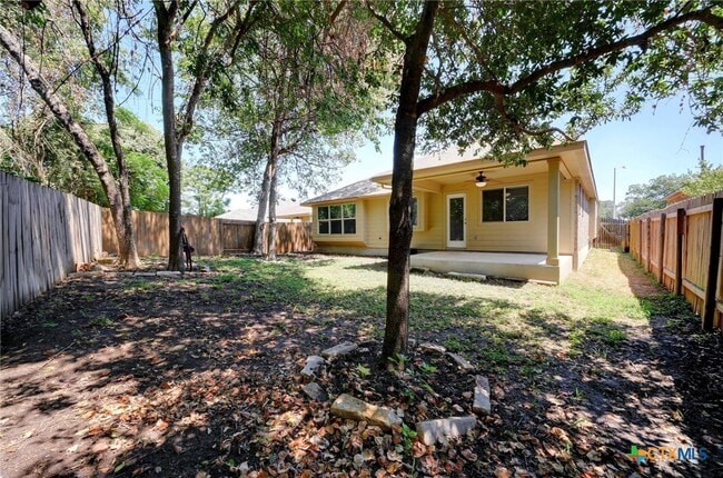 Building Photo - 2500 Highland Haven Dr