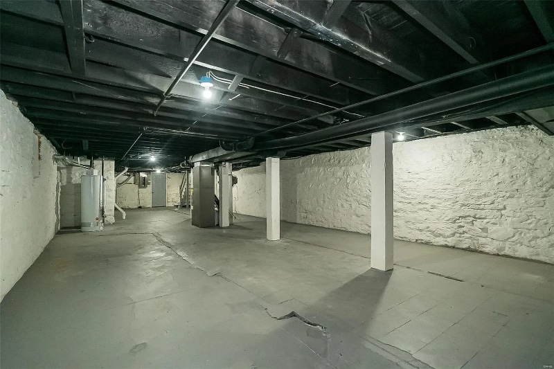 Building Photo - 1936 Arsenal St