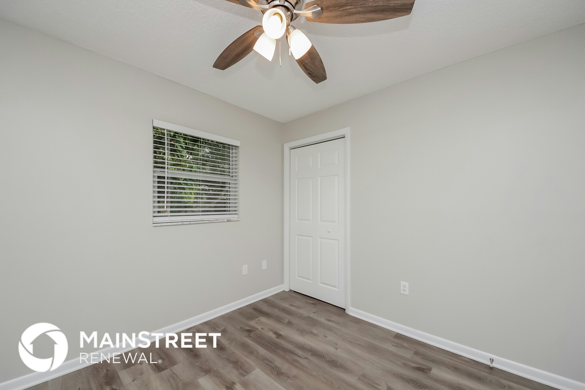 Building Photo - 3423 Silverwood Dr