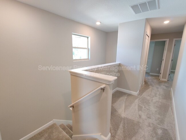 Building Photo - 23264 Willow Glen Way