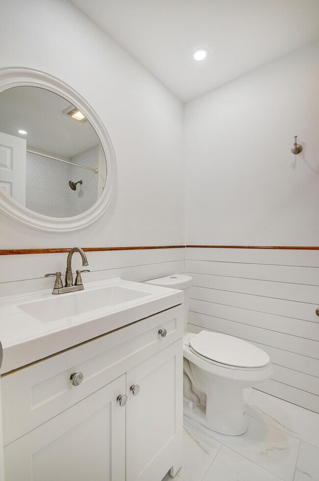 Building Photo - 12212 Sag Harbor Ct