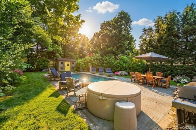 Building Photo - 80 Rte 114