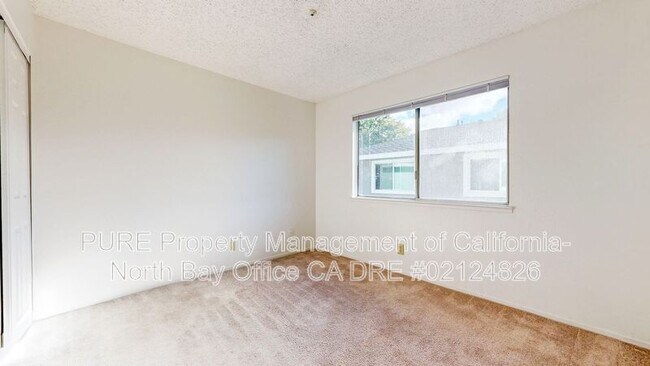 Building Photo - 1877 Dorado Ct