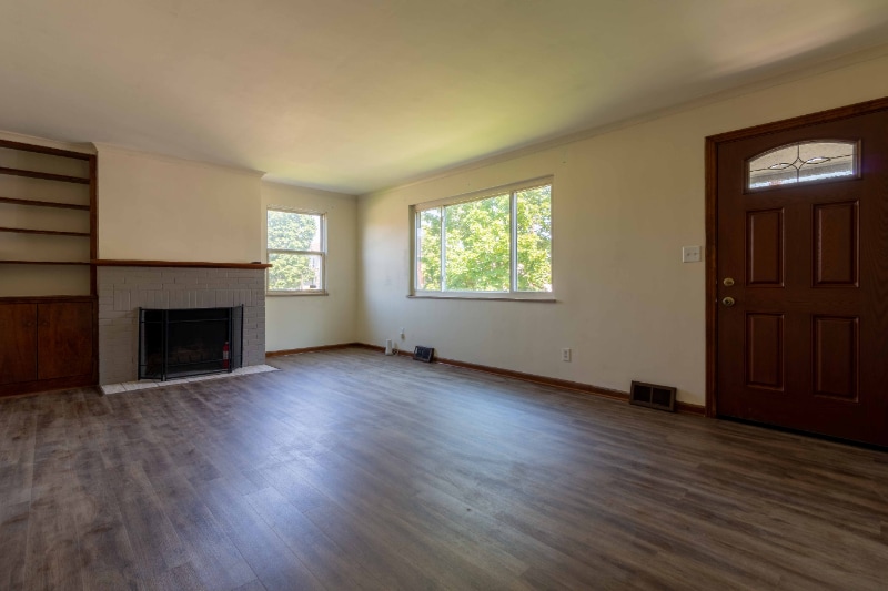 Building Photo - 629 Hanford St