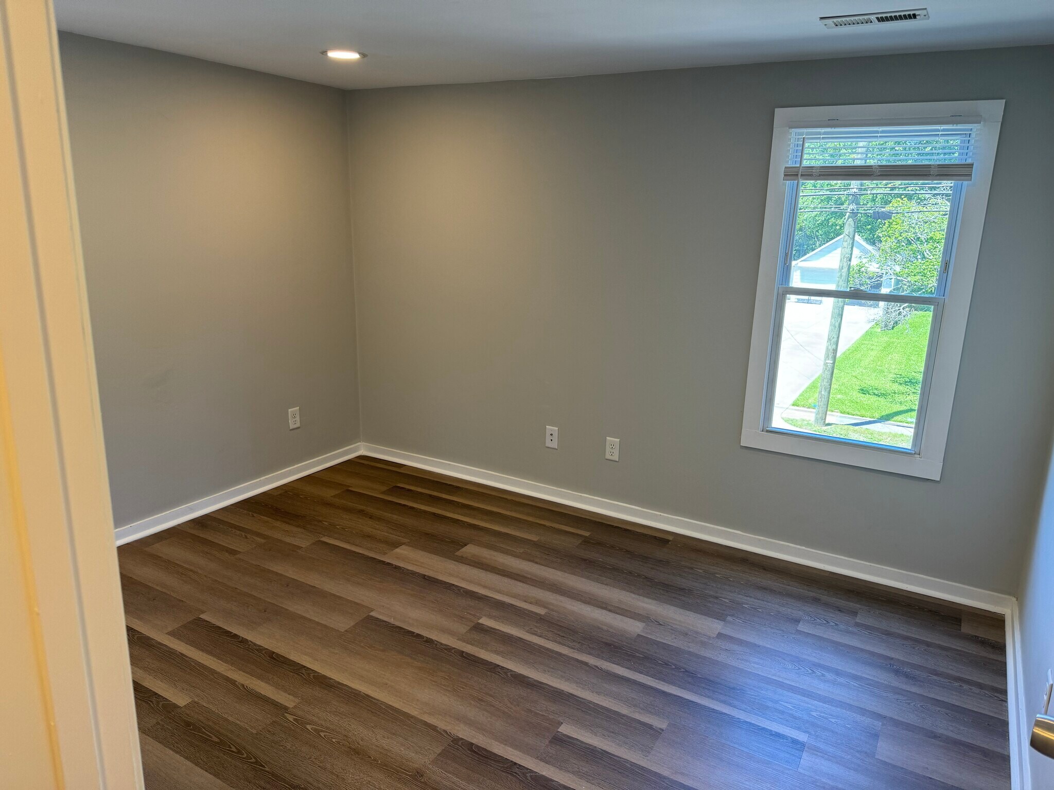 primary Bedroom - upstairs - 3903 King St