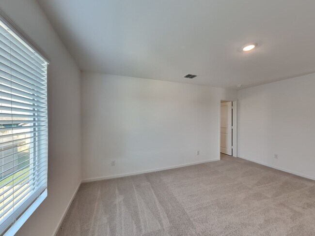 Building Photo - NEW CONSTRUCTION! NEVER BEEN LIVED IN!