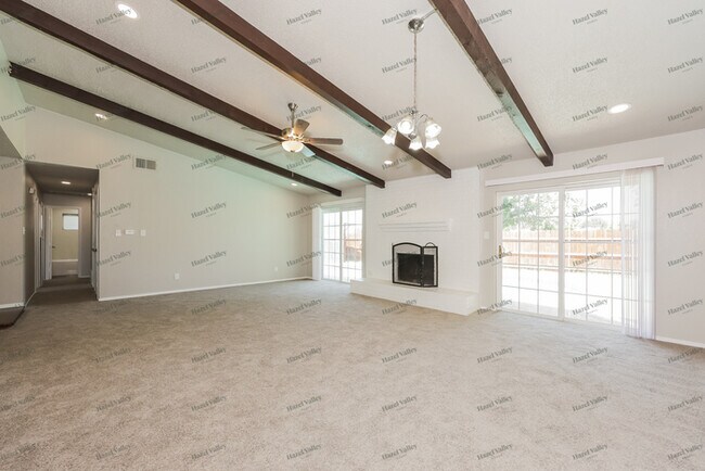 Building Photo - 3916 Wendover Dr