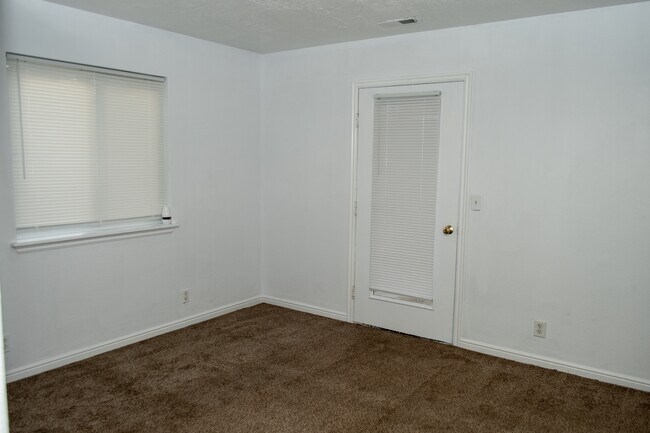 Building Photo - 427 S 1200 W