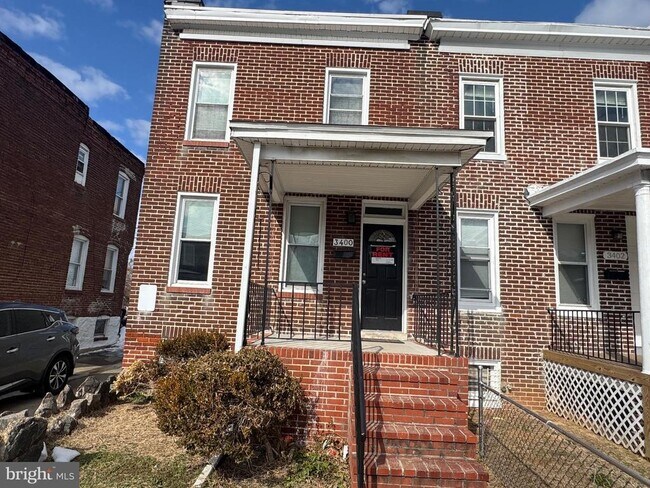 Building Photo - 3400 Elmley Ave