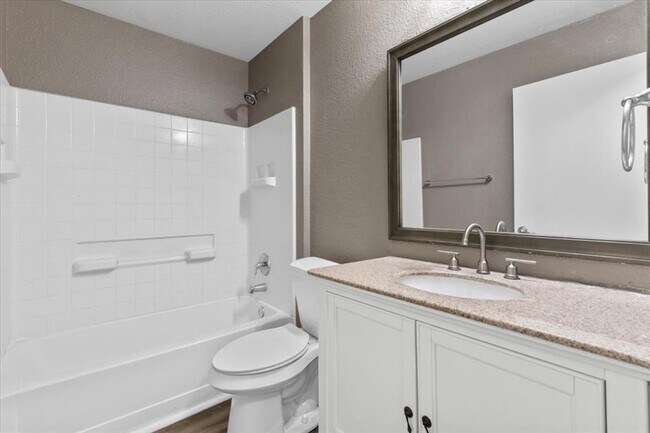 Building Photo - 5621 Abby Ann Ln