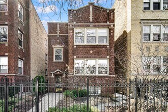Building Photo - 5052 N Wolcott Ave