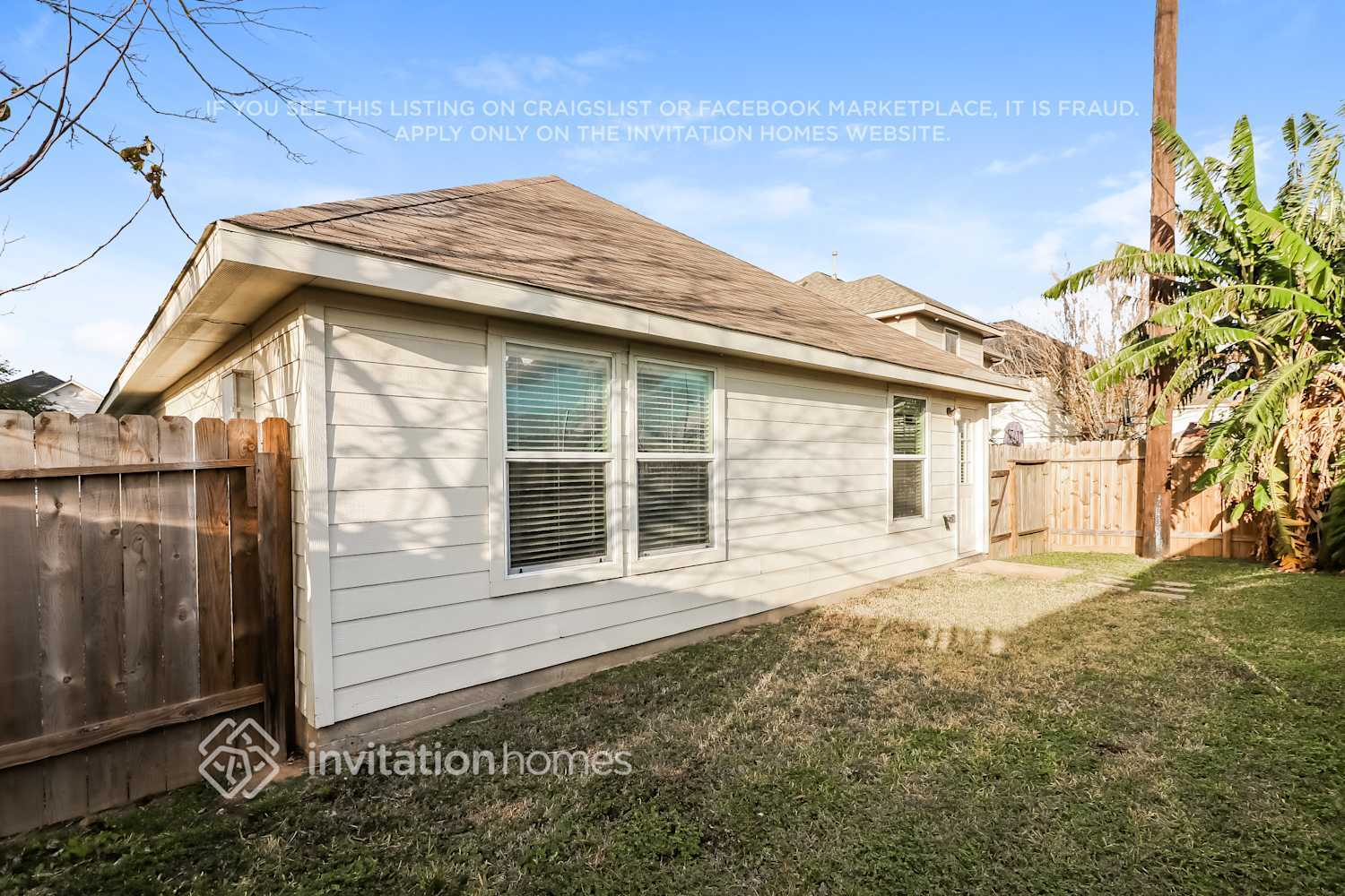 Building Photo - 19235 Sandelford Dr