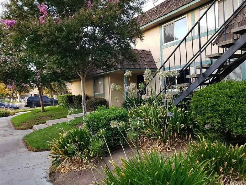 Building Photo - 1435 Clemson Way