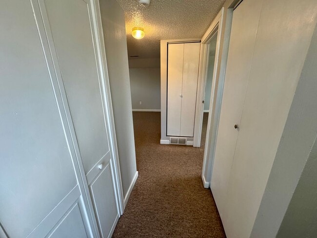 Building Photo - 409 North Ave