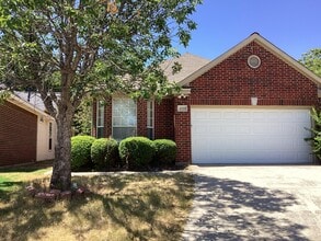 Building Photo - 4870 Lodgepole Ln