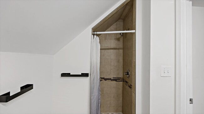 Building Photo - 5545 Davey St