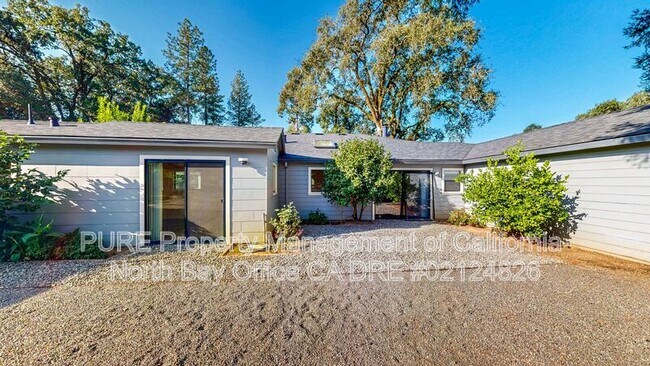 Building Photo - 4939 Dry Creek Rd
