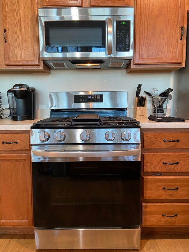 Current Appliances - 1224 W Van Buren St