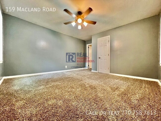Building Photo - 159 Macland Rd