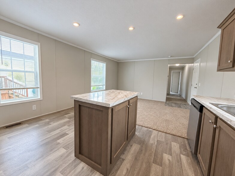 Building Photo - 12448 St Michel Ave