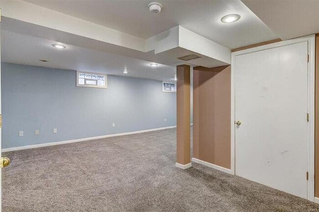Building Photo - Fantastic 2bd/1ba home! Coming soon!