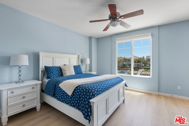 Building Photo - 4320 Tradewinds Dr