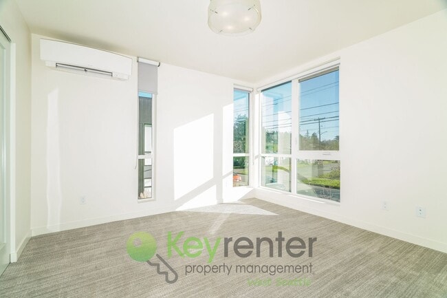 Building Photo - Live the Alki Lifestyle with Park and Beach at Your Door