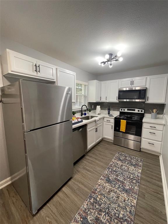 Primary Photo - 1225 W 25th St