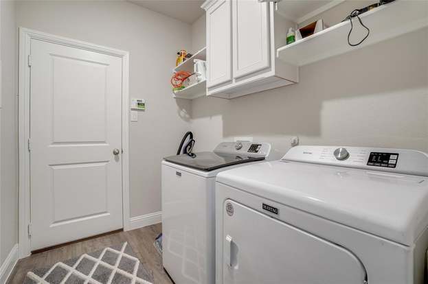 Building Photo - 725 Boardwalk Way