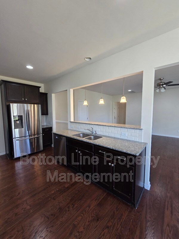 Building Photo - 10708 Sky Chase Ave NW