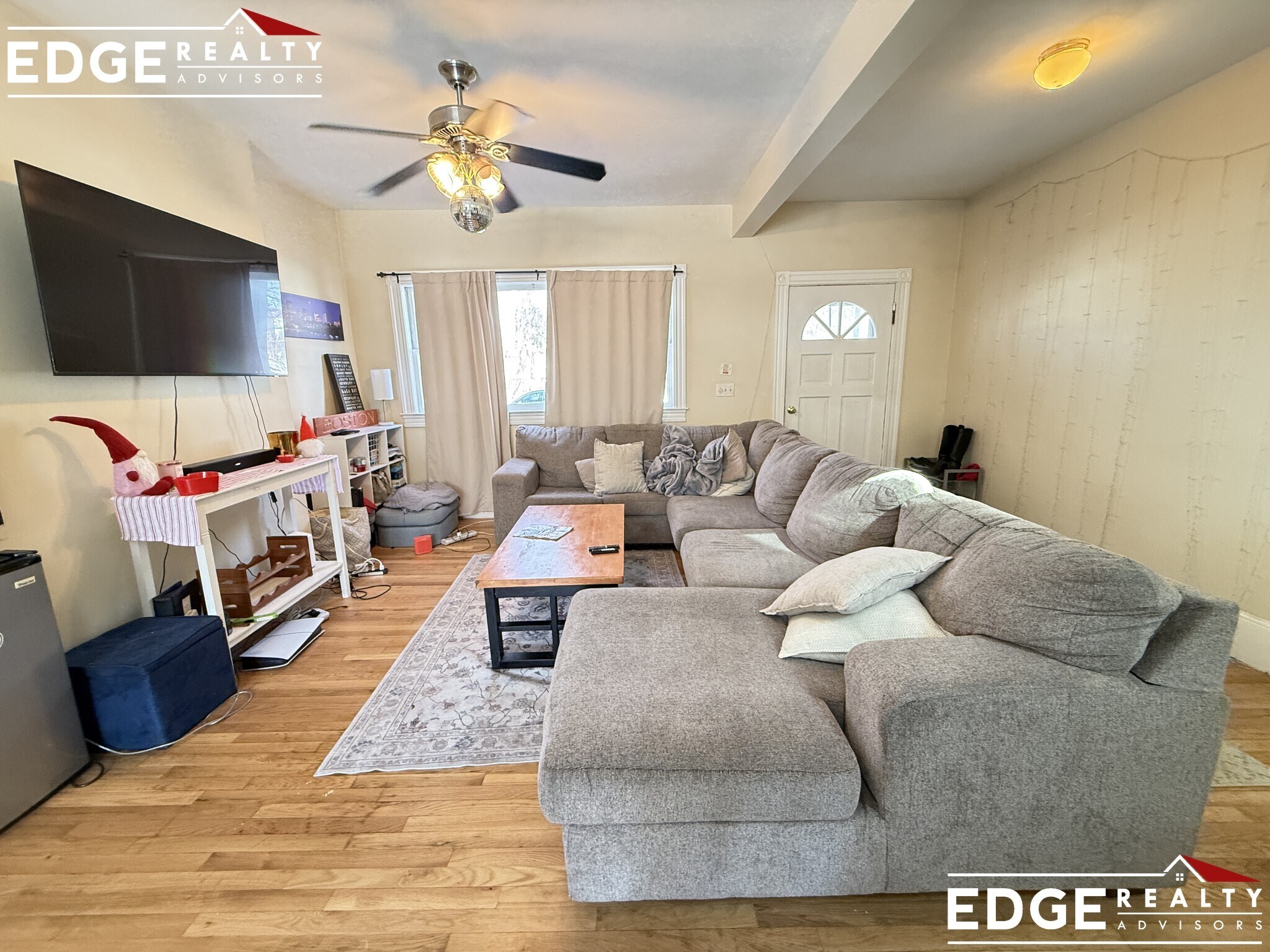 Building Photo - 8 Woodmont St