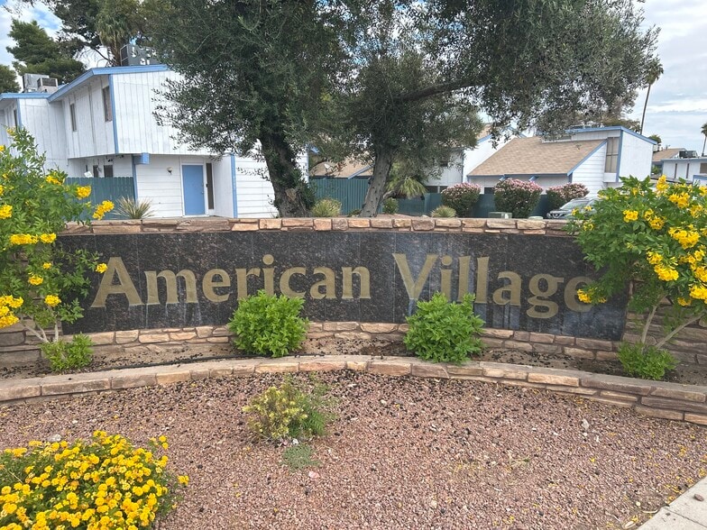 Primary Photo - 4276 Kona Coast Way