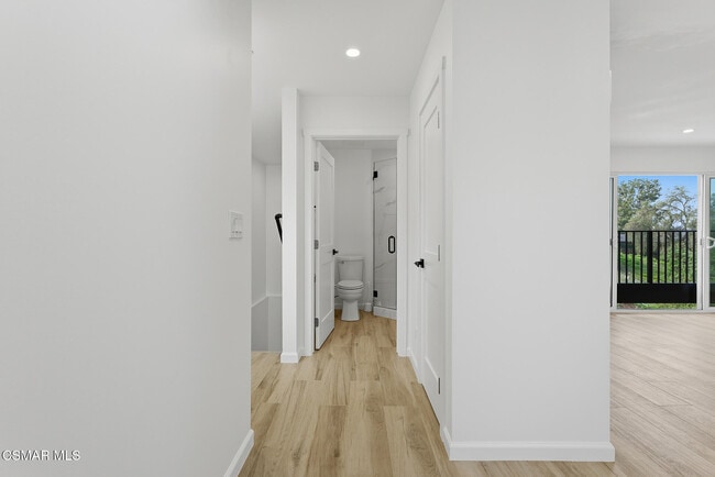 Building Photo - 265 McKnight Rd