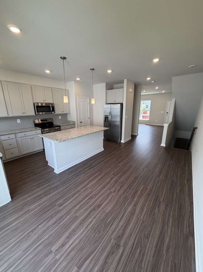 Building Photo - 18 Ironwood Ct