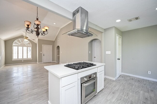 Building Photo - 6607 W T C Jester Blvd