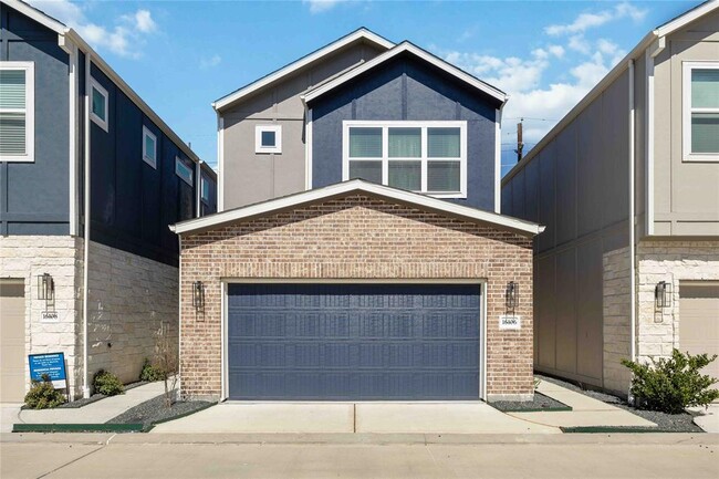 Building Photo - 16106 Oregon Oak Dr